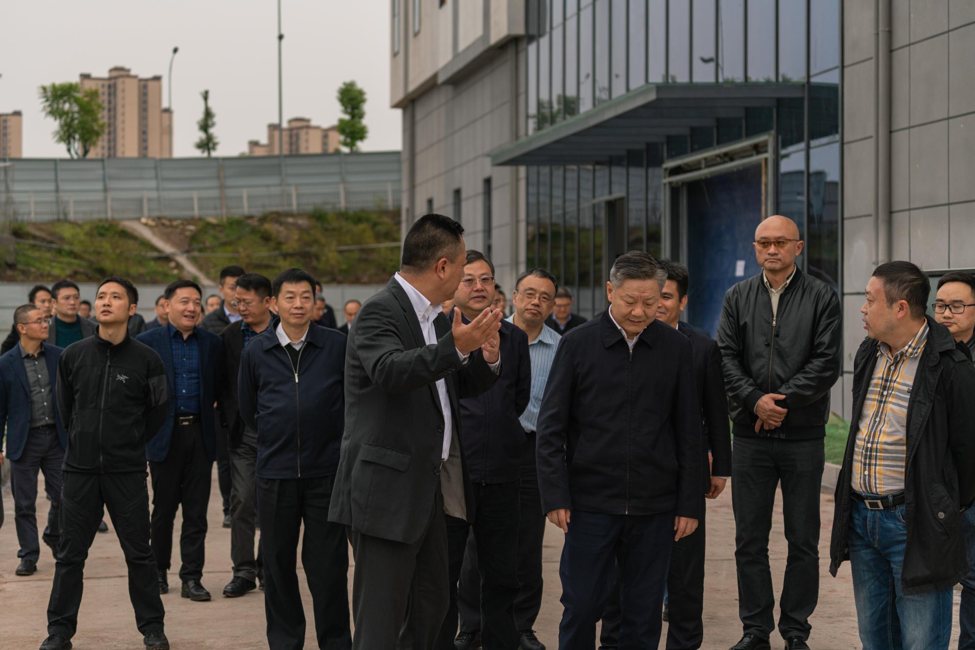 陆克华副市长调研江南大数据产业园项目
