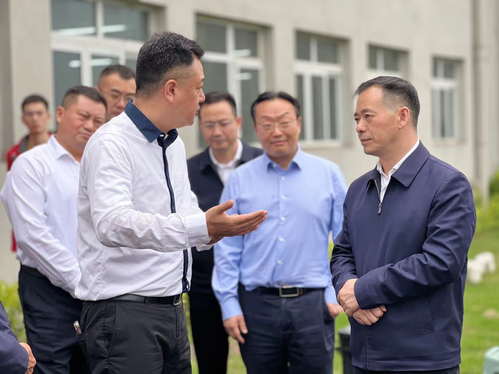 重庆市长寿区委书记刘小强莅临 重庆同城双活数据中心调研