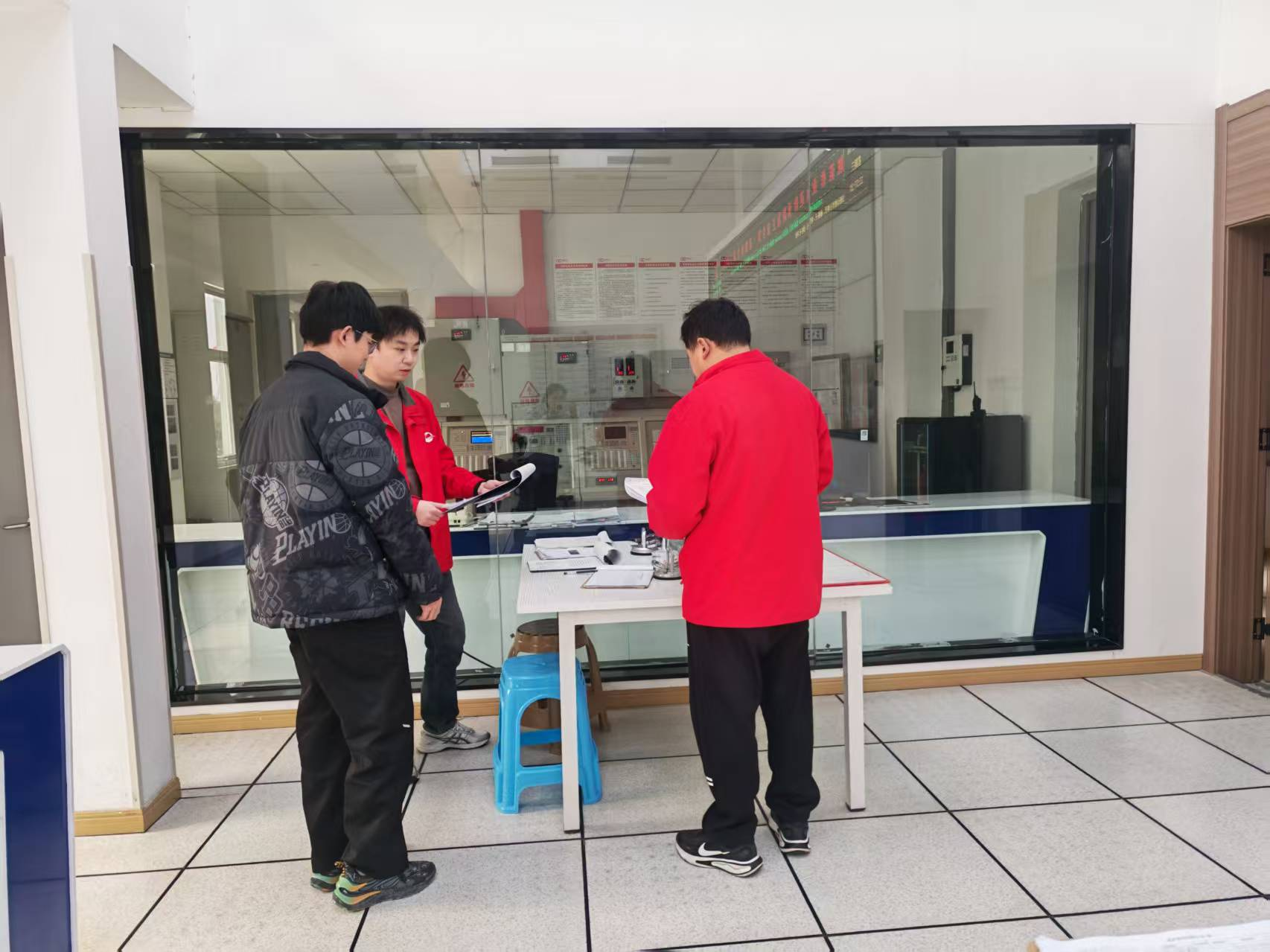 走近现场客户交流，共筑高效服务新桥梁